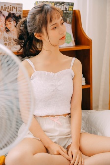 《绿色椅子》